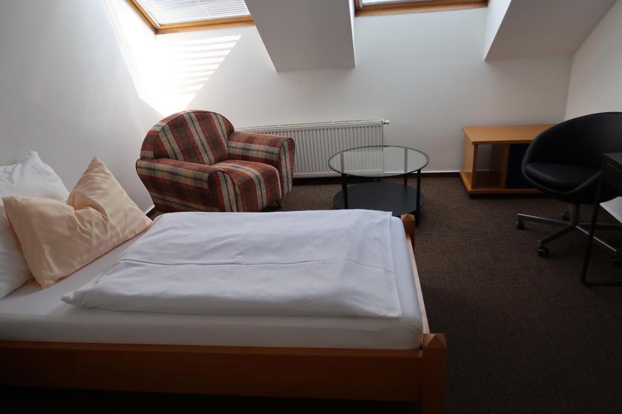 Hotel Itvv Chvalovice  Zewnętrze zdjęcie